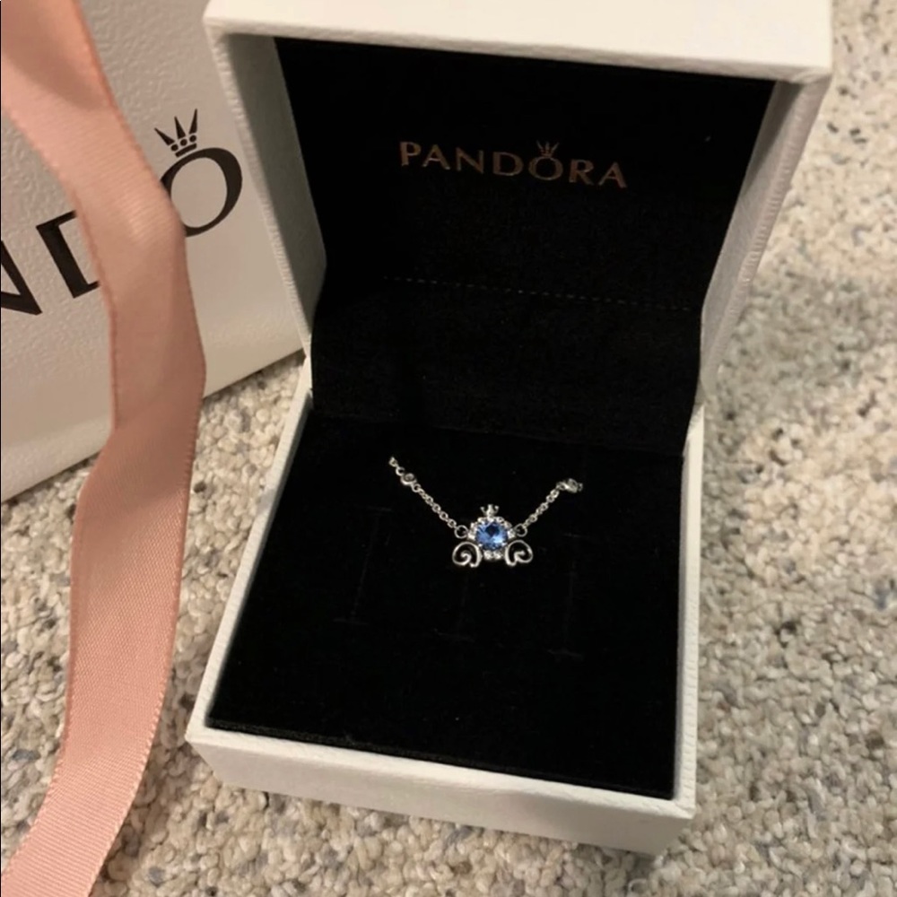 Pandora Cinderella carriage necklace